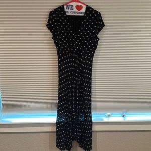 Midi-length pika dot casual dress